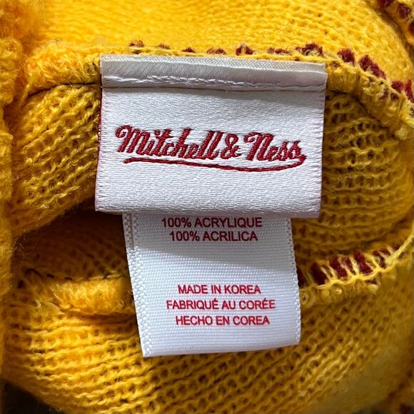 Mitchell and Ness Washington Redksins (Commanders) Beanie Toboggan - Picture 3 of 5